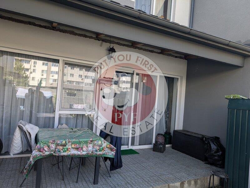 Titan | Vila P 1 P | Curte | 131mp | B12507