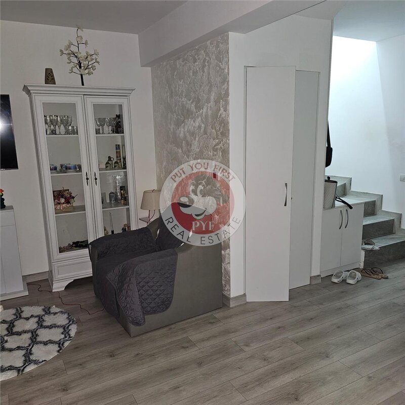 Titan | Vila P 1 P | Curte | 131mp | B12507